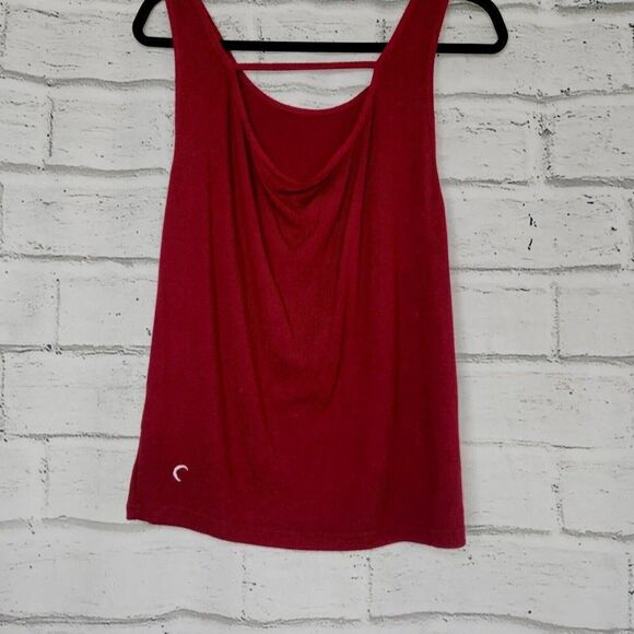 Zyia Active Women's Knit Red Soft Strappy-Back Tank Top Size Small Athleisure - Picture 3 of 9